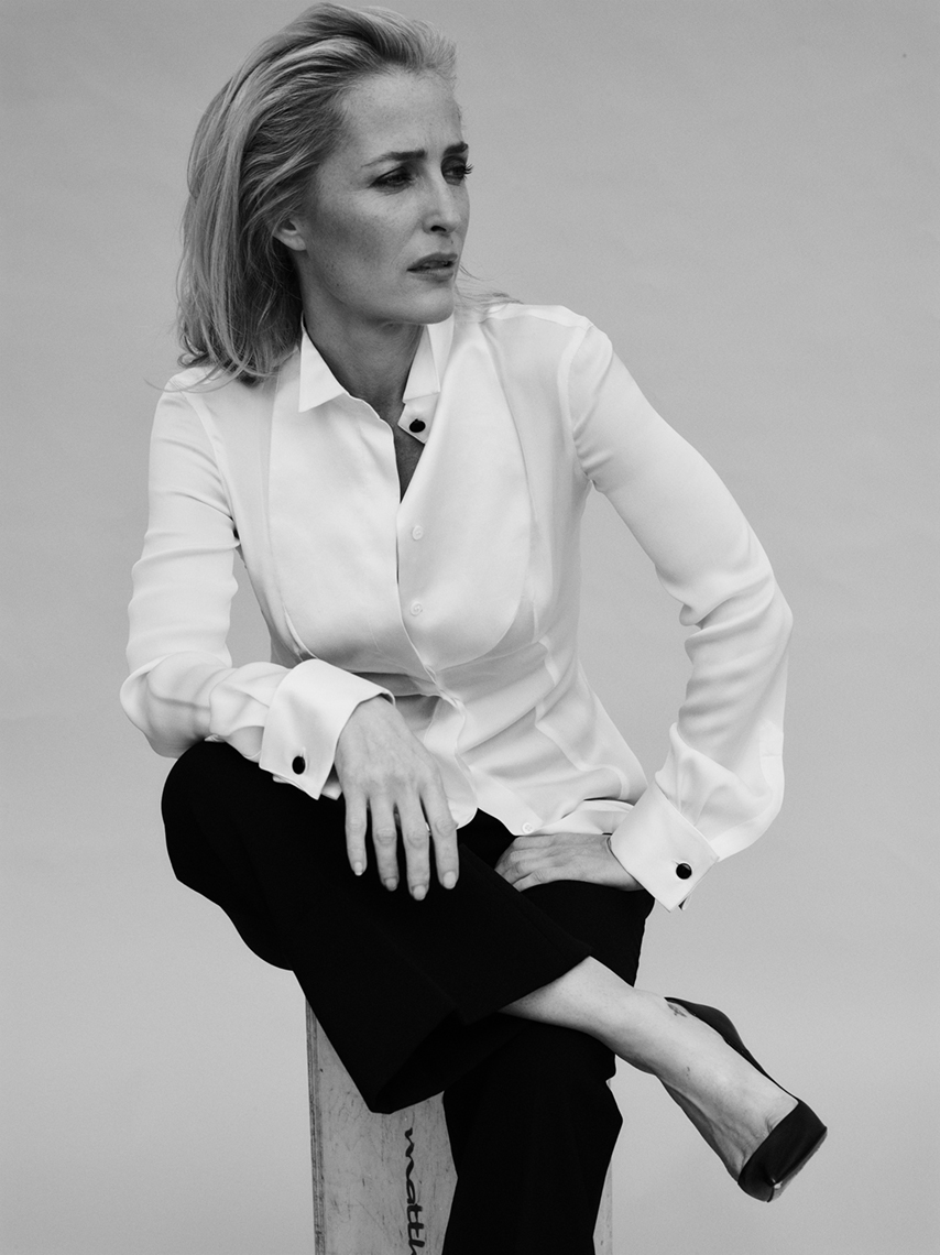 Editorial_Gillian_Anderson_Jenny_Hands_08
