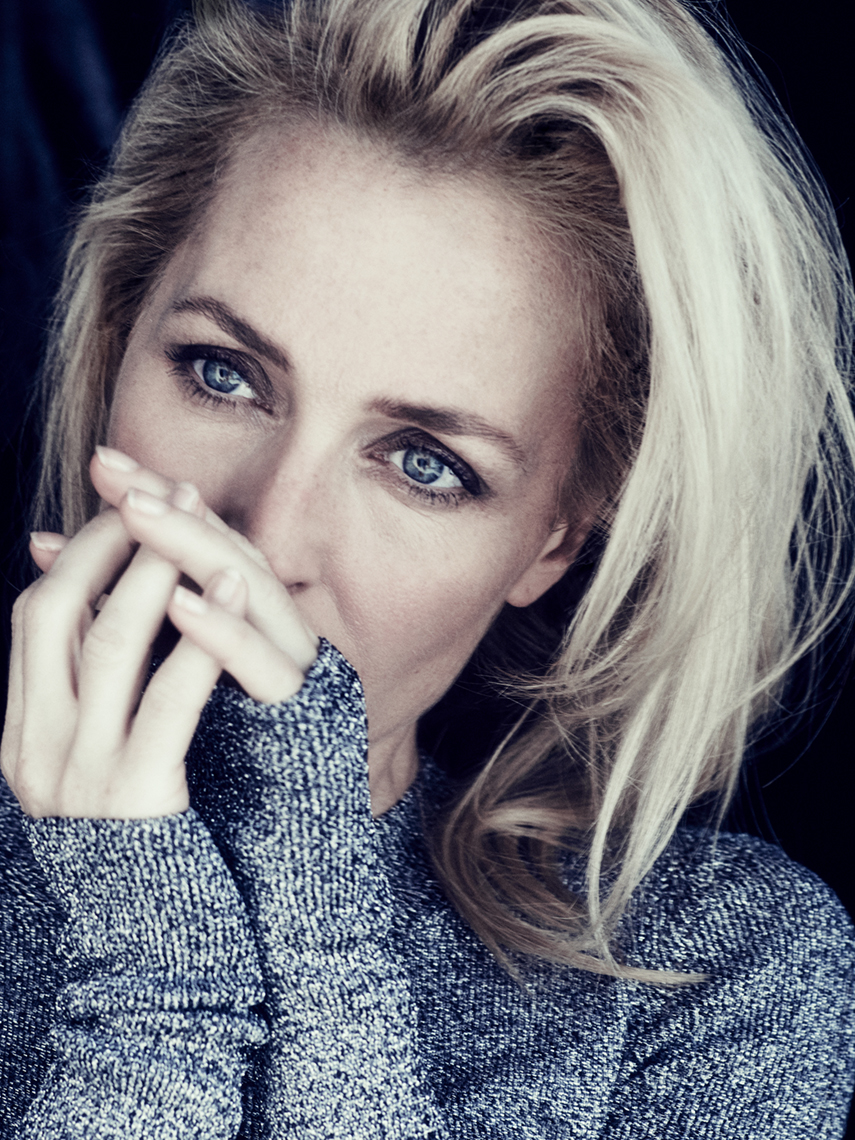 Editorial_Gillian_Anderson_Jenny_Hands_7x