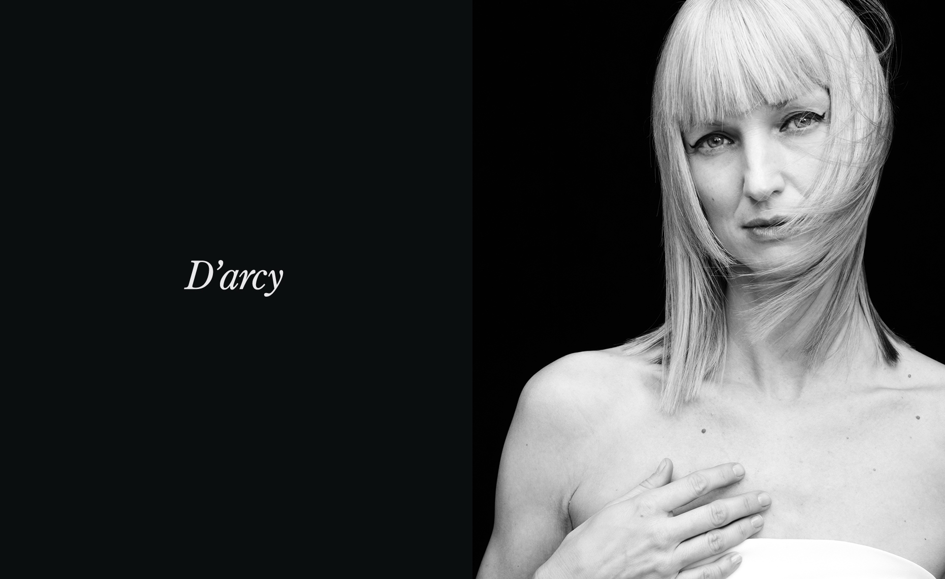 UnRetouched_Project_Darcy_Jenny_Hands